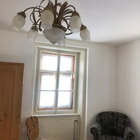Haus La Punt 度假居 *